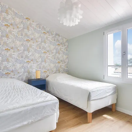 Maison Neuve- 6 Adultes & 4 Enfants - 350m