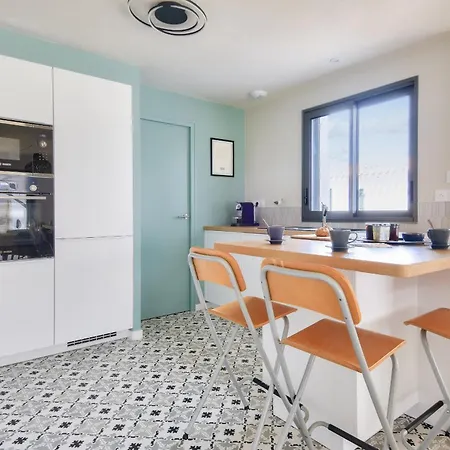 Maison Neuve- 6 Adultes & 4 Enfants - 350m 诺亚芒提亚