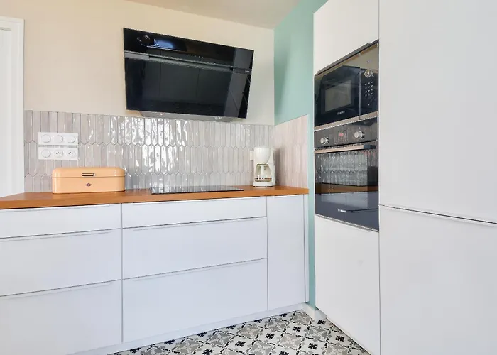 Hébergement de vacances Maison Neuve- 6 Adultes&4 Enfants - 350m Noirmoutier-en-l'Île